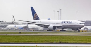 Read more about the article United Airlines Flight UA770 Emergency Diversion Explained